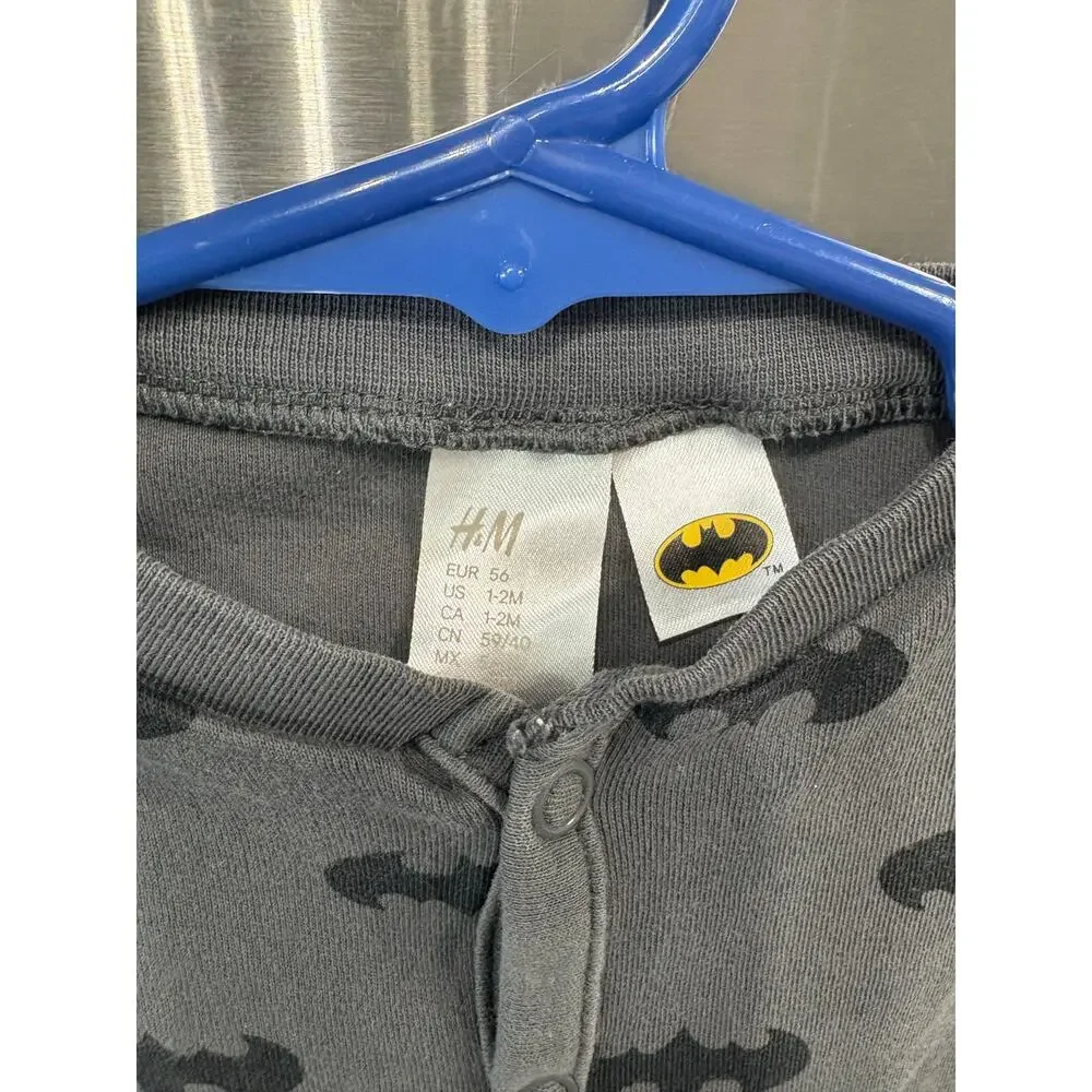 5/$20 Gray Batman Sleeper - H&M - NB